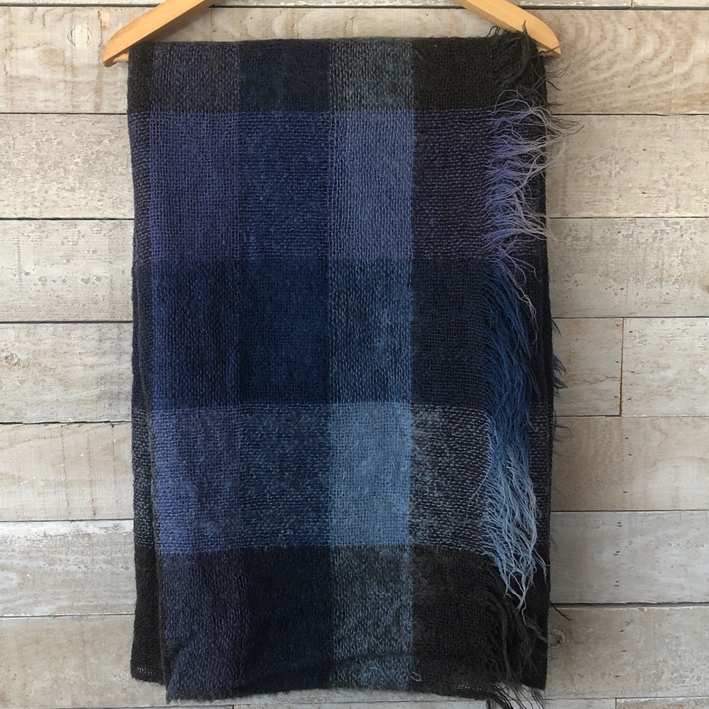 Vintage Blue tones patch work pattern woven mohair fringe throw